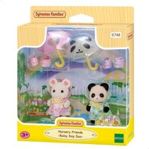 Sylvanian Families Amigos Do Jardim Da Infância - Caminhando Na Chuva 5748 - Epoch Sylvanian Families Amigos Do Jardim Da Infância - Caminhando Na Chuva 5748 - Epoch