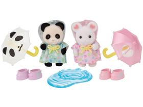 Sylvanian Families Amigos Do Jardim Da Infância Caminhando Na Chuva com Acessórios Epoch 2 Bonecos