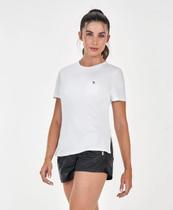 T-shirt Alto Giro Basica Escrita Refletiva Feminina Ref:2431703