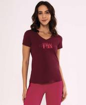 T-shirt Alto Giro Skin Fit Make It Fun Feminina Ref:2311706