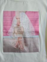 T-Shirt Blusa Off White Bordada Bolsa e Sapato com Brilho- Moda Evangélica