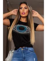 T-shirt com aplicação (olho grego)