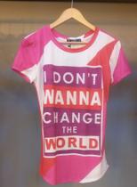 T-shirt com Estampa I Don't Wanns Change The World T-shirt com Estampa I Don't Wanns Change The World