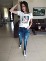 T shirt de malha super confortável. Malha com 96%de viscose e 4%de elastano. Não encolhe T shirt de malha super confortável. Malha com 96%de viscose e 4%de elastano. Não encolhe