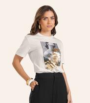 T-shirt em Meia Malha Feminina Endless Bege T-shirt em Meia Malha Feminina Endless Bege