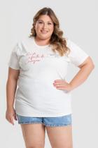 T-shirt Feminina Plus Size 100% Algodão Estampada "A VIDA É FEITA DE CORAGEM" - Serena T-shirt Feminina Plus Size 100% Algodão Estampada "A VIDA É FEITA DE CORAGEM" - Serena