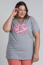 T-shirt Feminina Plus Size Malha Algodão Estampada "Le Freak C'est Chic" - Serena