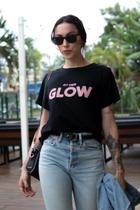 T-Shirt Glow