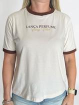 T-shirt manga curta com ribanas lança perfume easy -