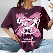 T-shirt Oversized Feminina Estampada Desenho Urso Escrita Frase Break The Rules Estilo Rua Streetwe T-shirt Oversized Feminina Estampada Desenho Urso Escrita Frase Break The Rules Estilo Rua Streetwe