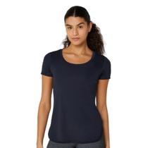 T-shirt skin fit alongada alto giro ref:101702 feminino