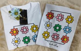 T-shirt Vest Luz branca estampa com flores TAMANHO G