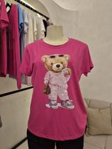 T-shirts viscolycra decote careca com aplicação em dtf ursinha heartless
