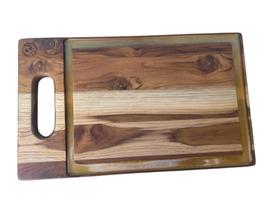 Tábua de Churrasco Artesanal Resinada, em Teca