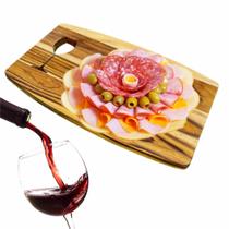 Tábua de madeira com Taça de vinho personalizada alimentos