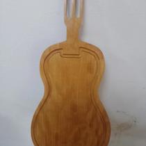 Tábua em formato de violão - 48x25x27