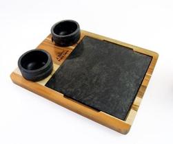 Tábua Quadrada E Duas Cumbucas Suporte De Madeira 20X20Cm