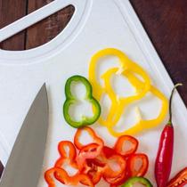 Tábua Super Grande 45x33cm Material Leve e resistente TABUA P/CARNE PLAST.C/FRISO 450X330X6MM Tábua Super Grande 45x33cm Material Leve e resistente TABUA P/CARNE PLAST.C/FRISO 450X330X6MM