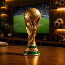 Taça Copa do Mundo FIFA 2022 Tamanho Original 36cm em Resina Troféu Decorativo Colecionável Taça Copa do Mundo FIFA 2022 Tamanho Original 36cm em Resina Troféu Decorativo Colecionável
