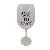 Taça Frase Tem Amor Namorados Personalizada Vinho 490Ml