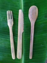 Talheres de bambu