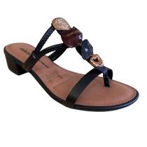 Tamanco Feminino Casual Salto Baixo com Pedras Assimétricas Coloridas Dakota Z9201