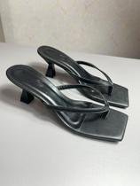 Tamanco flip flop quadrado salto baixo confortável Tamanco flip flop quadrado salto baixo confortável
