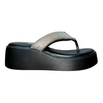 Tamanco Plataforma de Dedo com Pedrarias Feminino Vizzano 6525.104 Preto Tamanco Plataforma de Dedo com Pedrarias Feminino Vizzano 6525.104 Preto