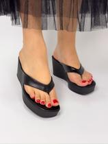 Tamancos plataforma liso metalizado Tamancos plataforma liso metalizado