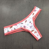 Tanga Fio Básica Estampada Cor:Viés Coral/ Estampas VariadasTamanho:M Tanga Fio Básica Estampada Cor:Viés Coral/ Estampas VariadasTamanho:M