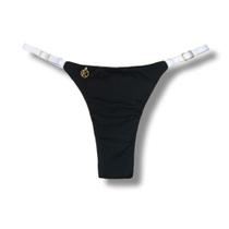 Tanga Mia Bicolor White and Black Biquíni Cor Lisa Preto Semi Fio Tira Fina Regulável Marquinha de Fita Detalhe Branco Tanga Mia Bicolor White and Black Biquíni Cor Lisa Preto Semi Fio Tira Fina Regulável Marquinha de Fita Detalhe Branco