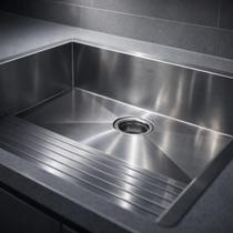Tanque Aço Inox 1mm Escovado Grande 84x49cm Com Válvula Para Lavanderia Área de Serviço Não enferruja