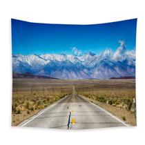 Tapeçaria Highway Snow Mountain Wall 150x150cm em microtecido