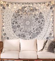 Tapeçaria Neasow Bohemian Bege Branca Floral 150x200cm Poliéster Tapeçaria Neasow Bohemian Bege Branca Floral 150x200cm Poliéster