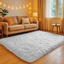 Tapete 2,00 X 1,50 Peludo Felpudo Fofinho Macio Para Quarto Sala Cor:Branco