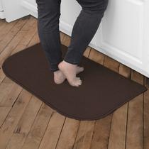 Tapete Accent Ritz Solid Resistente a Manchas 45,7 cm x 76,2 cm Marrom