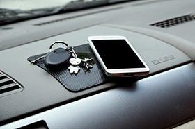 Tapete antiderrapante de silicone Ayasa Universal Fit para painel de carro