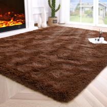 Tapete Area Noahas Fluffy Brown 120x160cm para quarto e sala de estar