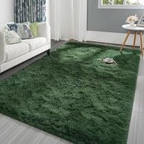 Tapete Area Pettop Fluffy Deep Green 150x240cm para quarto
