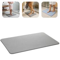 Tapete Banheiro Antiderrapante Seca Rápido Alta Absorção Cinza Pedra Diatomita 60cm Lyor Tapete Banheiro Antiderrapante Seca Rápido Alta Absorção Cinza Pedra Diatomita 60cm Lyor