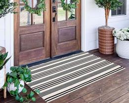 Tapete BUAGETUP Listrado Preto e Branco 61x130 cm para Área Externa Tapete BUAGETUP Listrado Preto e Branco 61x130 cm para Área Externa