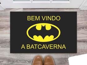 Tapete Capacho Decorativo Entrada Porta Sala Bem vindo a Batcaverna