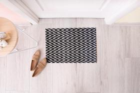 Tapete Capacho Porta Entrada 65Cmx40Cm Zig Zag Chevron Preto