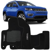 Tapete Carpete Jeep Compass 2016 à 2025 Preto Logo Bordado Jogo 5 Peças Automotivo Soft