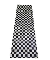 Tapete Couro Quadriculado 2,00x0,60m Branco/Preto