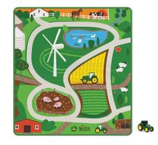 Tapete de Brincar John Deere Fazenda com Mini Trator 99x91 cm Tapete de Brincar John Deere Fazenda com Mini Trator 99x91 cm