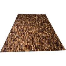 Tapete de couro castanho 2,00x3,00 sem bordas peça 3x9cm Tapete de couro castanho 2,00x3,00 sem bordas peça 3x9cm