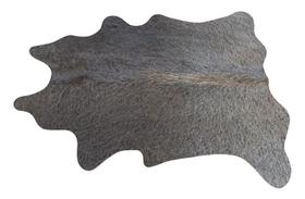 Tapete de couro de boi. Pele bovina natural. 0,80 x 1,00 m. HT668