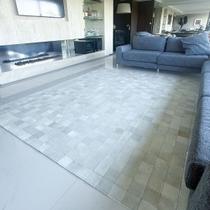 Tapete de Couro Quadriculado Off White 2,00x1,50m com placas de 10x10cm 008698