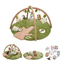 Tapete de ginástica Baby Play TINITIGIES Jungle Safari com 8 brinquedos